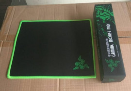 MOUSE PAD GAMING BRANDED RAZER (21x25) BOX PACK